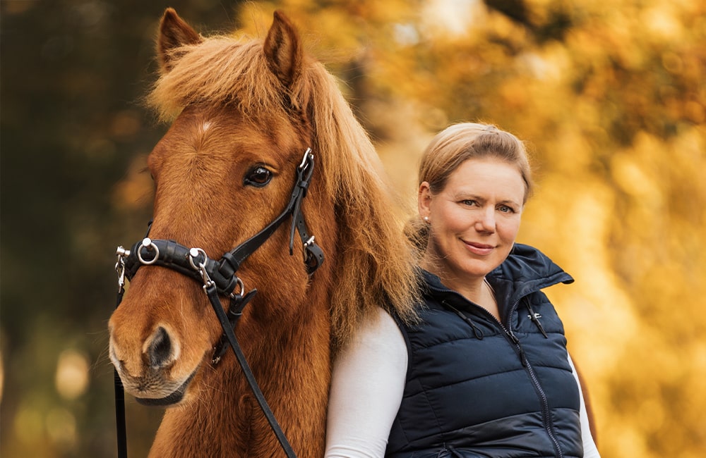 Leevster-Hof-Anne-Kathrin-Glandorf-reitlehrerin-pferdetraining-pferdephysiotherapeutin-reitunterricht-beritt-pferdeausbildung-bremen-lilienthal-osterholz-niedersachsen-8-min